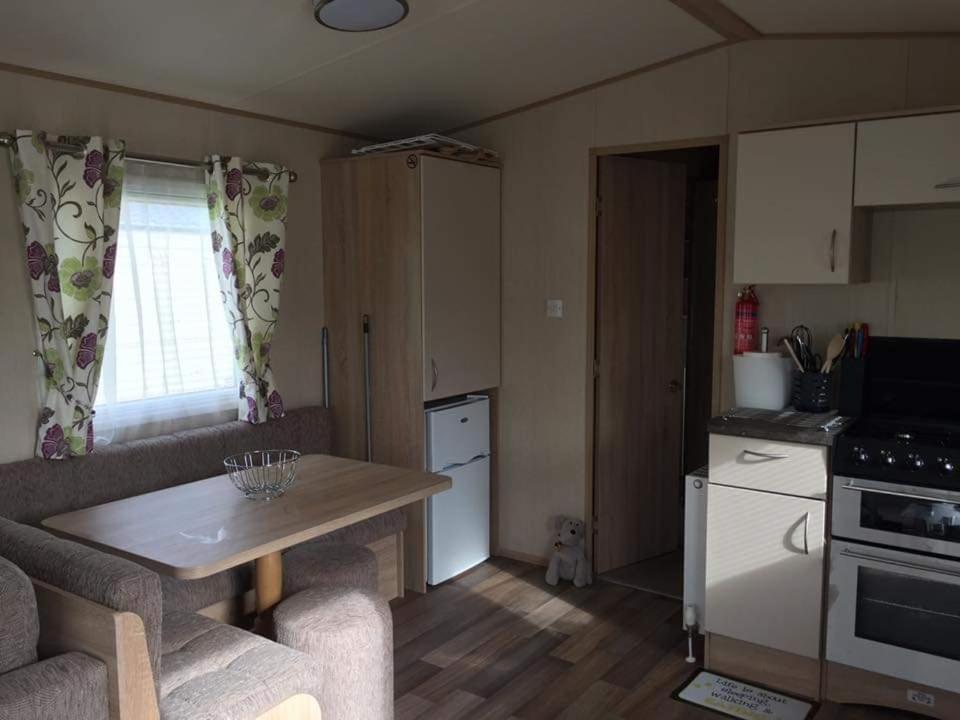 6 Berth Park Dean Saltfleet Barneys Den Hotel Exterior photo