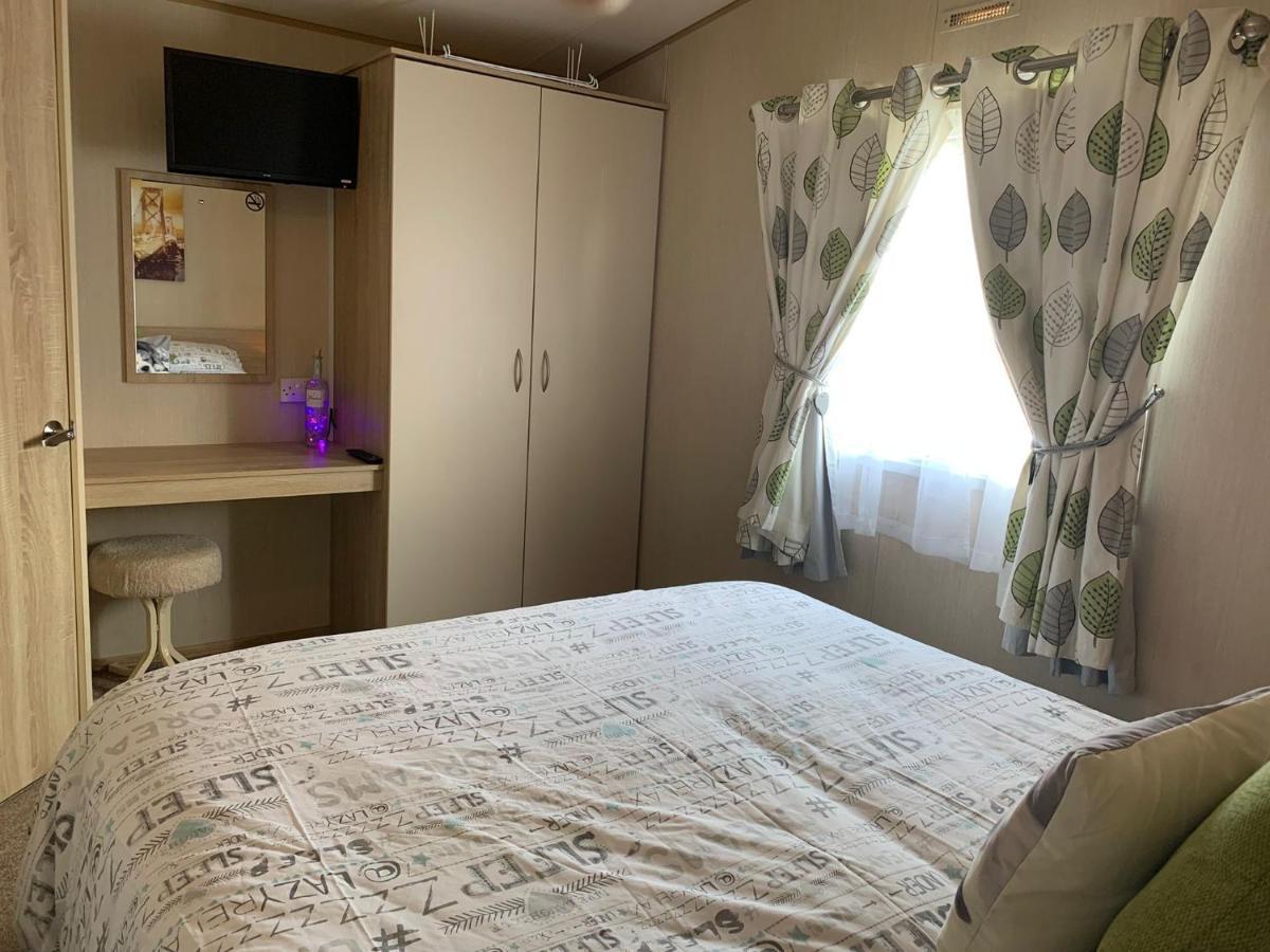6 Berth Park Dean Saltfleet Barneys Den Hotel Exterior photo